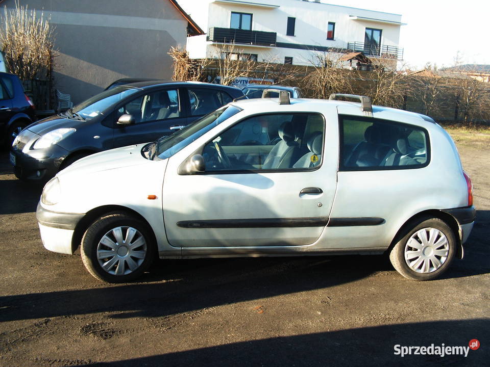 Renault Clio 12 1999 Września
