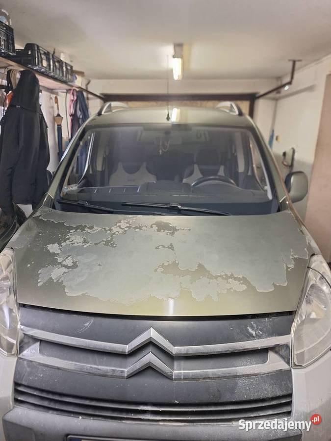 Sprzedam maska przednia używana citroen Berlingo Chechło