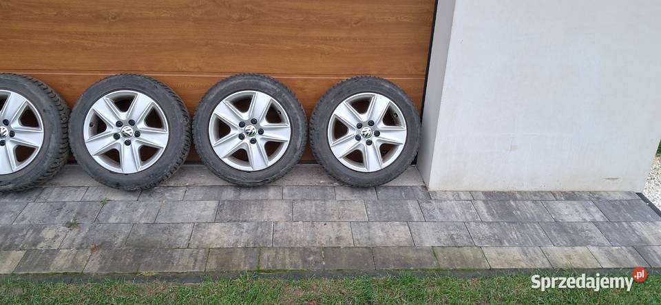 Felgi 16 Vw strukturslne kołpaki sprzedam
