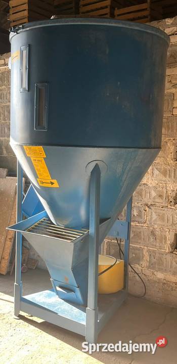 Mieszalnik pasz 1500l 3kw Poddębice
