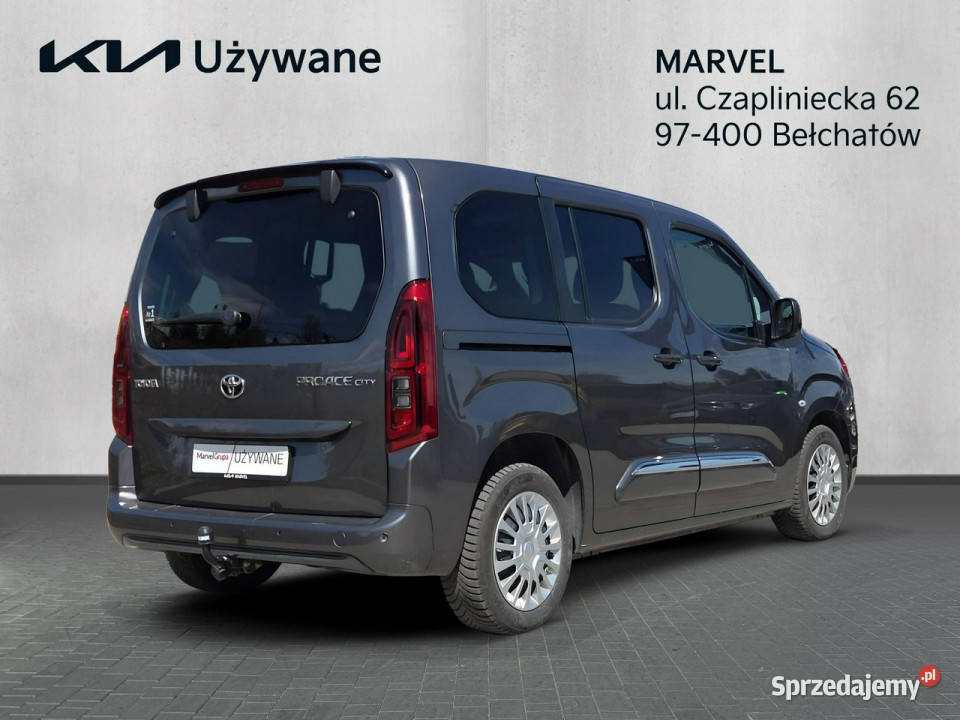 Toyota Proace City Verso 15 Diesel 130 światła do jazdy dziennej Bełchatów