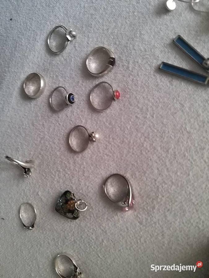 Pierścionki kolczyki wisiorek srebrne