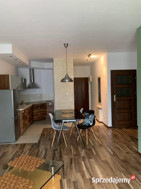 Sarmacka mieszkanie dwupokojowe z garażem mazowieckie