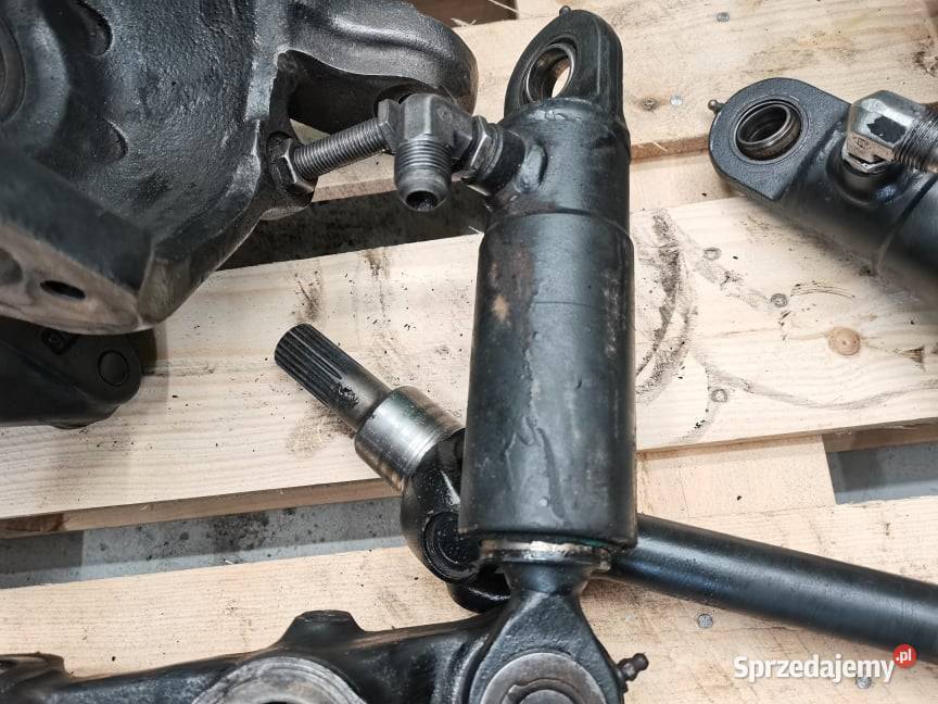 Siłownik amortyzacji mostu Case CVX 170 Wilkowo