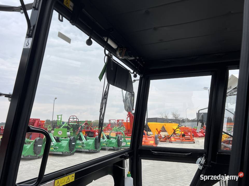 Kabina Ursus C360 C360 C330 C330 T25 z Trojanów sprzedam