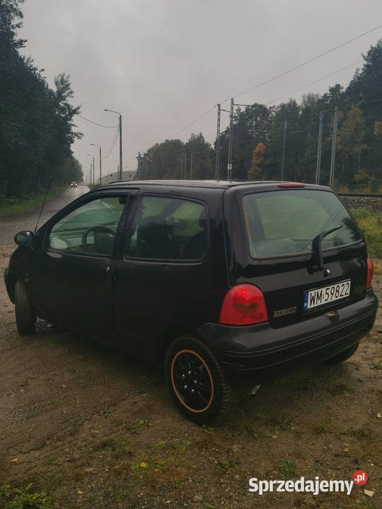 Renault Twingo brzydszy brat Multipli czarny CD