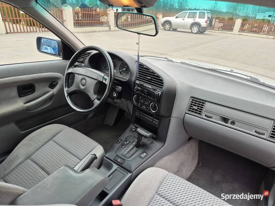 BMW E36 Coupe 325i 192 Stan kolekcjonerski automatyczna Bujaków