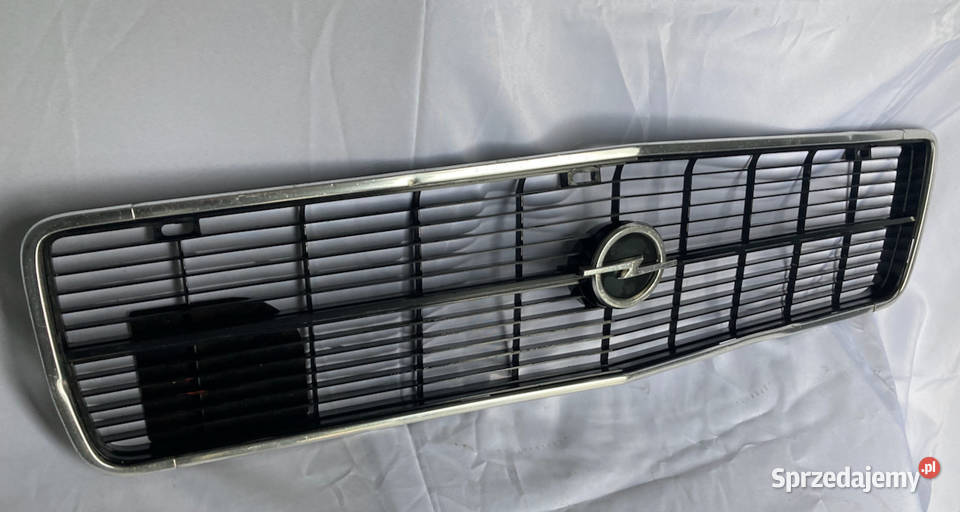 Opel Record D atrapa przednia wielkopolskie Poznań sprzedam