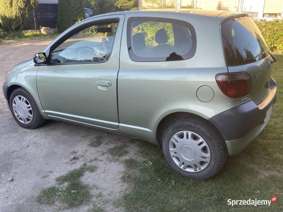 Toyota Yaris 10 benzyna 2002 na części do 1000cm3 Toyota Duchnice