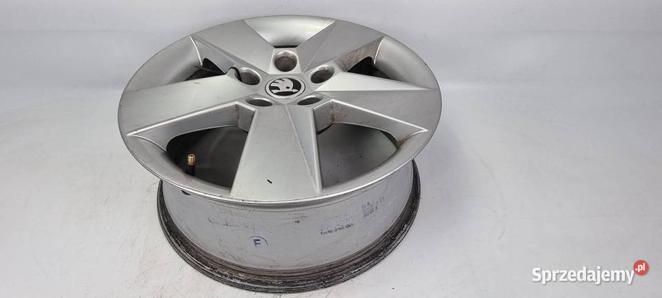 FELGA ALUMINIOWA 16 SKODA OCTAVIA III osobowe sprzedam