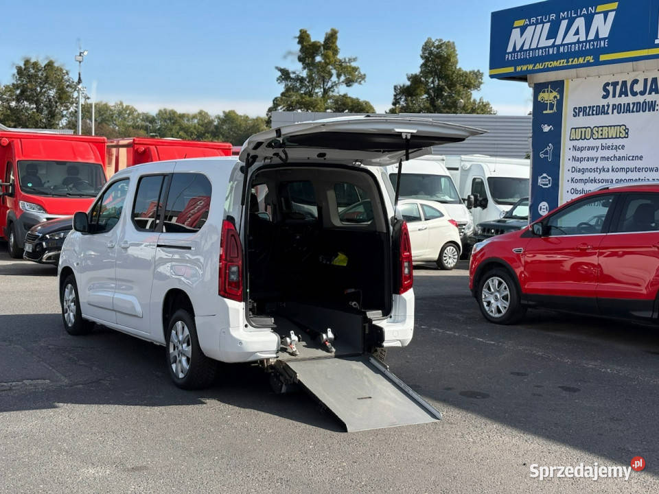 Opel Combo Life Opel ComboLife Niepełnosprawnych