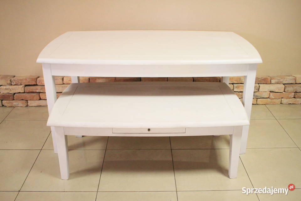 Komplet stołów dwie sztuki piękny biały kolor śląskie Pszczyna