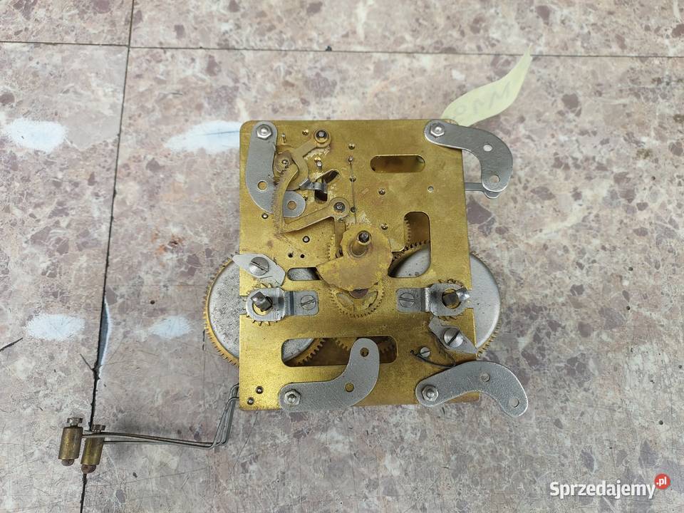 M196 Mechanizm starego zegara bufetowego Tczew