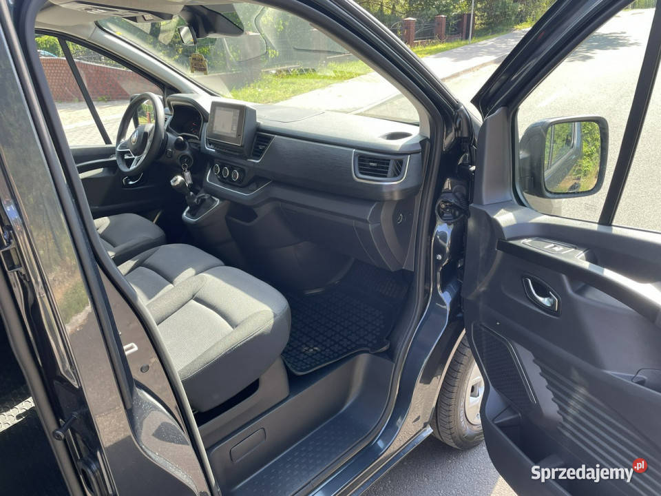 Renault Trafic 20dci 150 9osobowy do przewozu 1997cm3 sprzedam