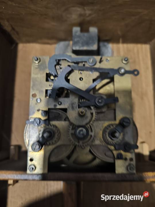 Zabytkowy zegar wiszący na części mechanizm Radomsko