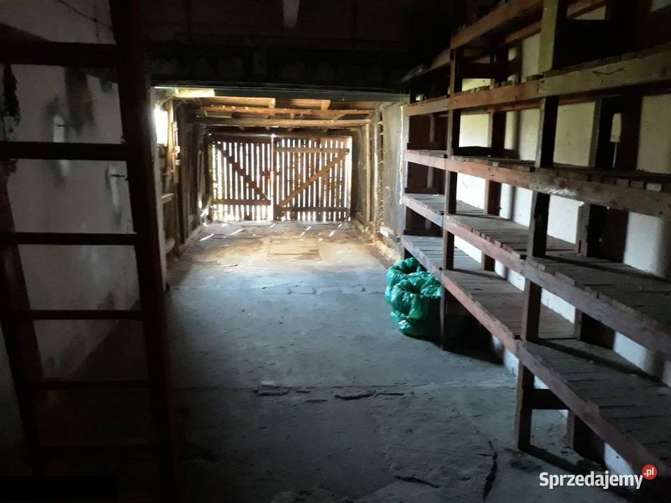 Pomieszczenie gospodarcze piętrowe i garaż pod wielkopolskie Kaźmierz