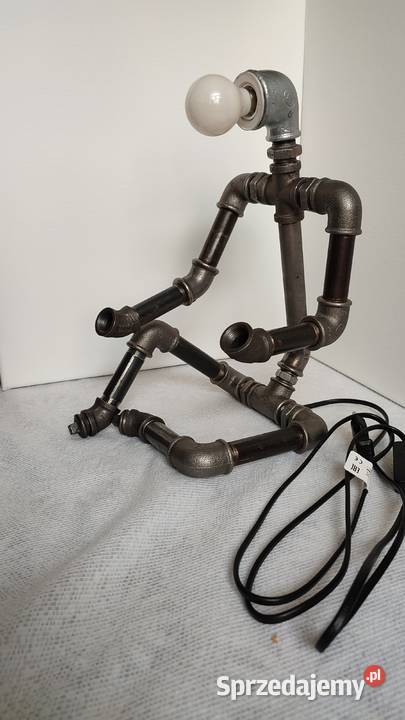 Industrialna lampa z rur hydraulicznych Warszawa