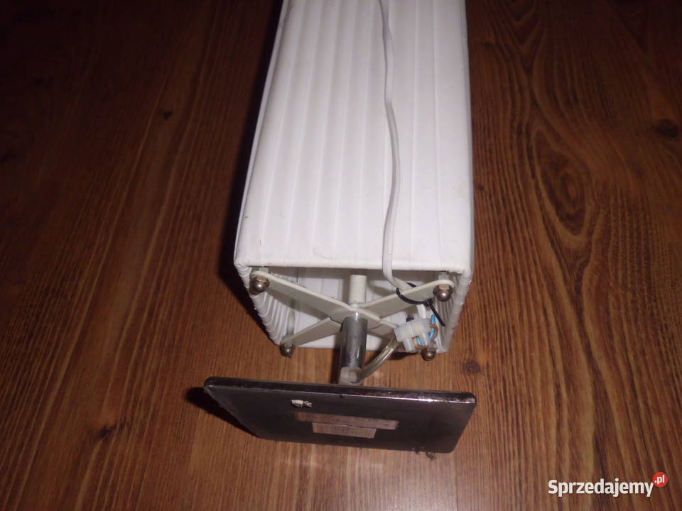 duża lampa na podstawie AGD drobne Łuków