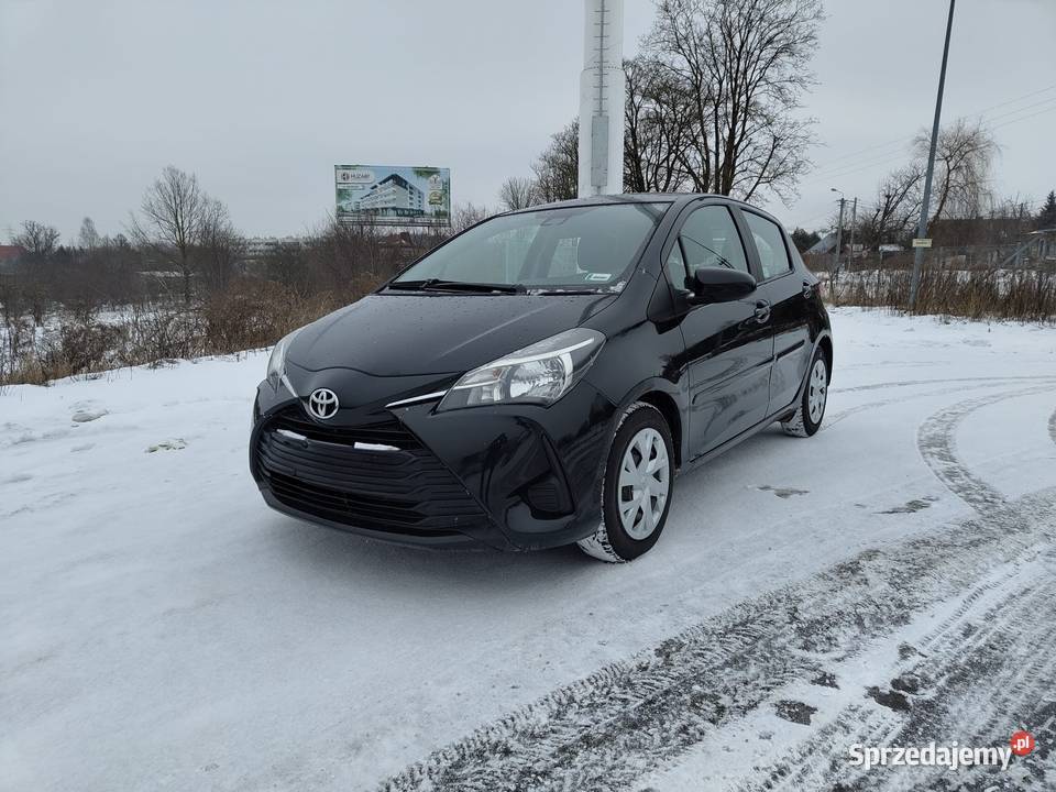Toyota Yaris III 15 Benz Automat 4/5