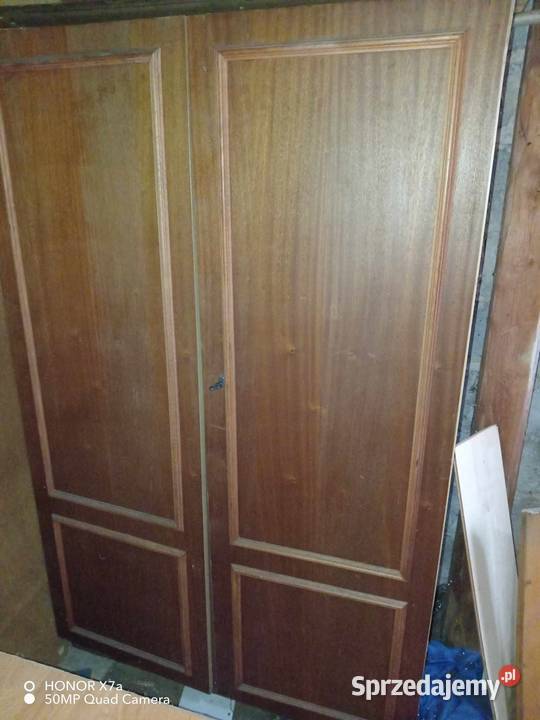 Pojemna szafa retro zamykana na klucz Szafy i garderoby Daleszyce