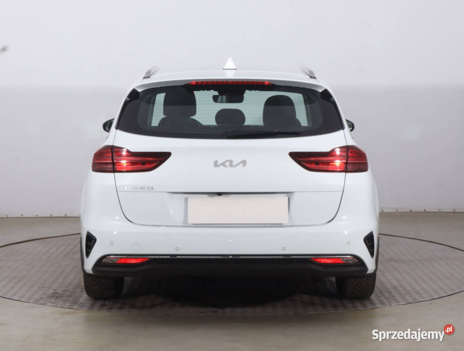 Kia Ceed 15 TGDI nieuszkodzony Kia Piaseczno