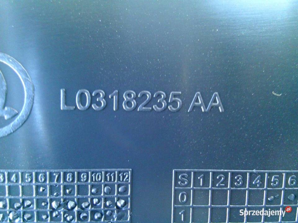 SKODA SCALA 24r boczek tapicerka drzwi lewy tył Kielce