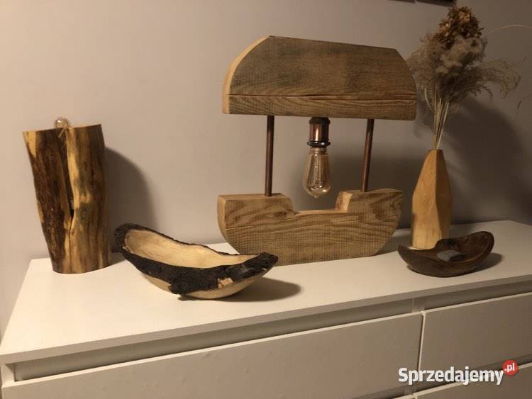 Ręcznie robiona miska drewniana