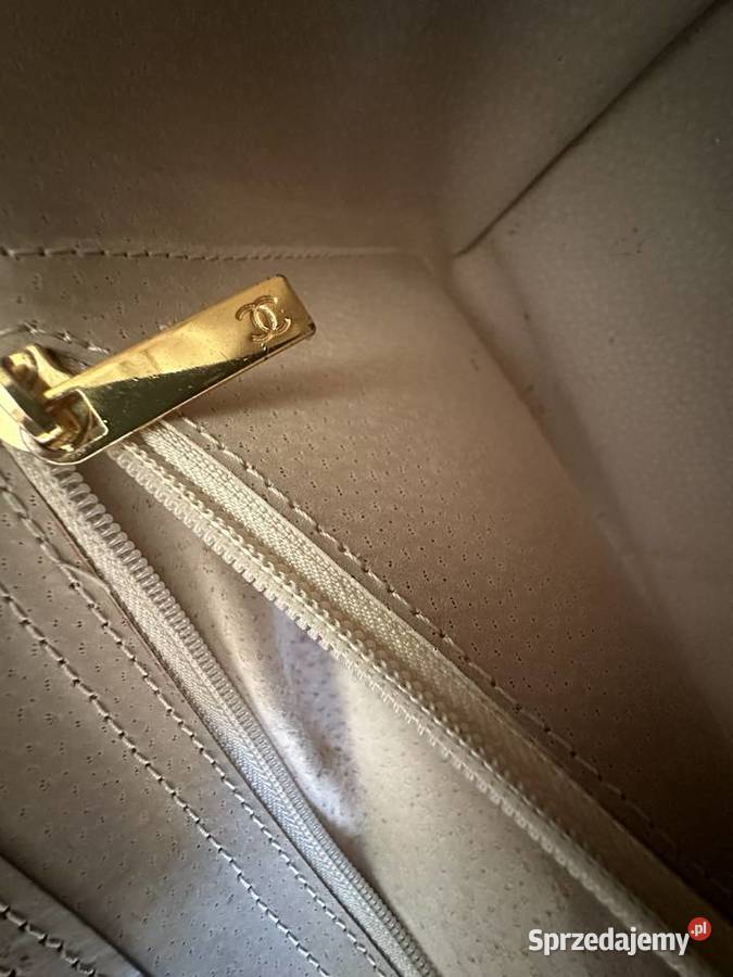 Torebka CHANEL ze skóry naturalnej Pruchnik