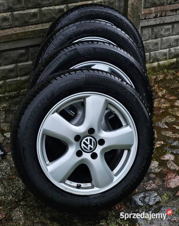 4x Alufelgi 5x112 Volkswagen Audi z oponami 205 Samochodowe zachodniopomorskie Dębno