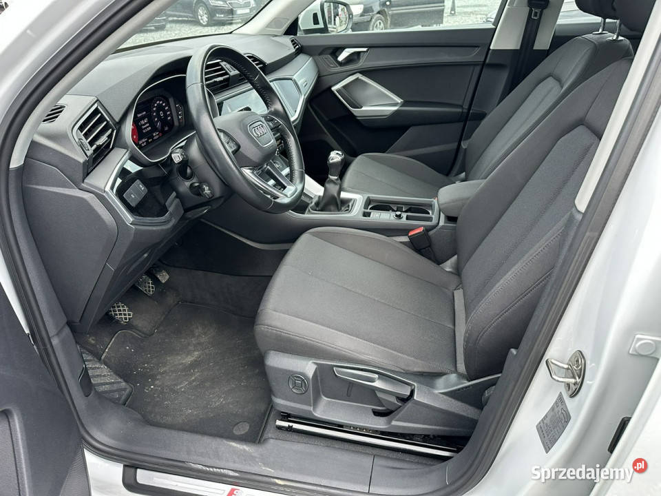 Audi Q3 20 TDi 150 2019r 4x4 kamera cofania