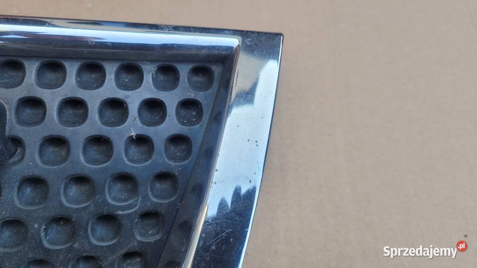 PEUGEOT 3008 ZNACZEK EMBLEMAT ZDERZAKA ATRAPA