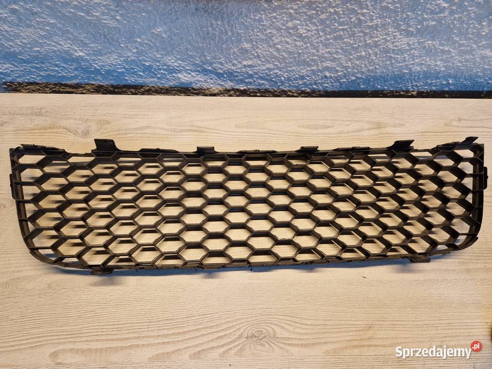 Kratka zderzaka VW Golf 5 GTI osobowe Kwilcz