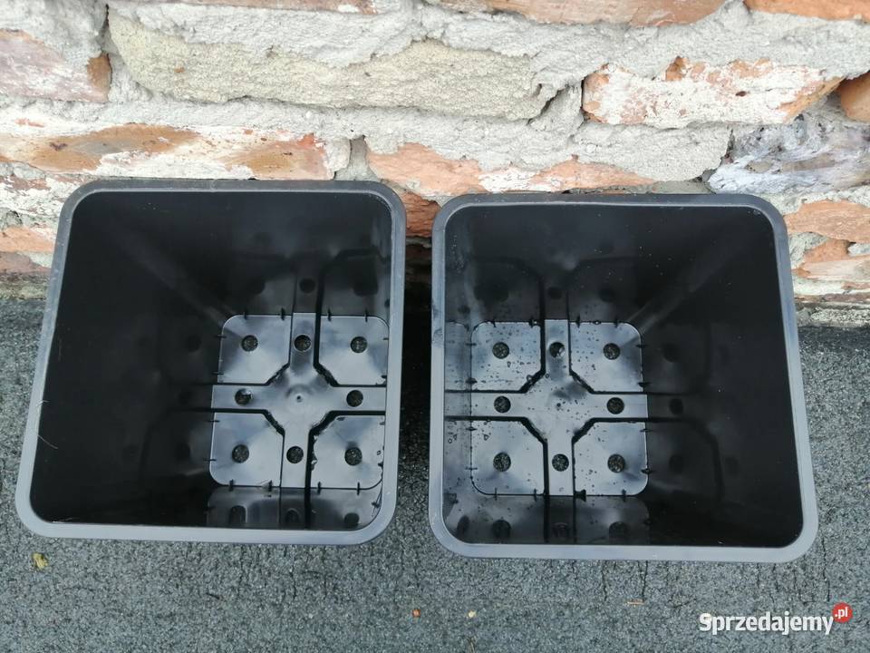 Doniczki produkcyjne 25cmx25cmx26 11 litrów śląskie sprzedam