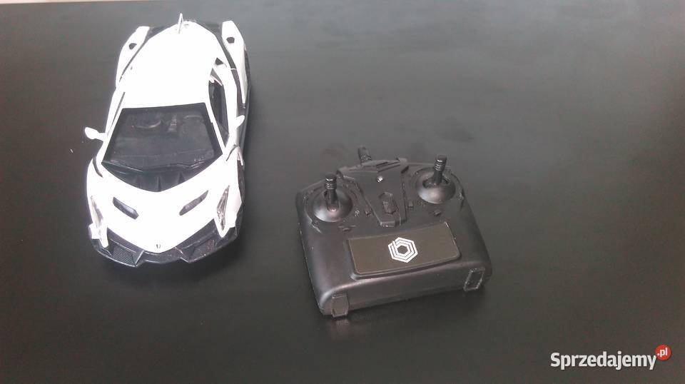 Samochodzik sterujący