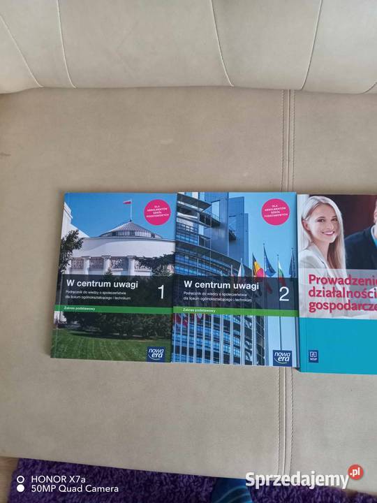 Komplet podręczników do technikumLO szkoły Daleszyce