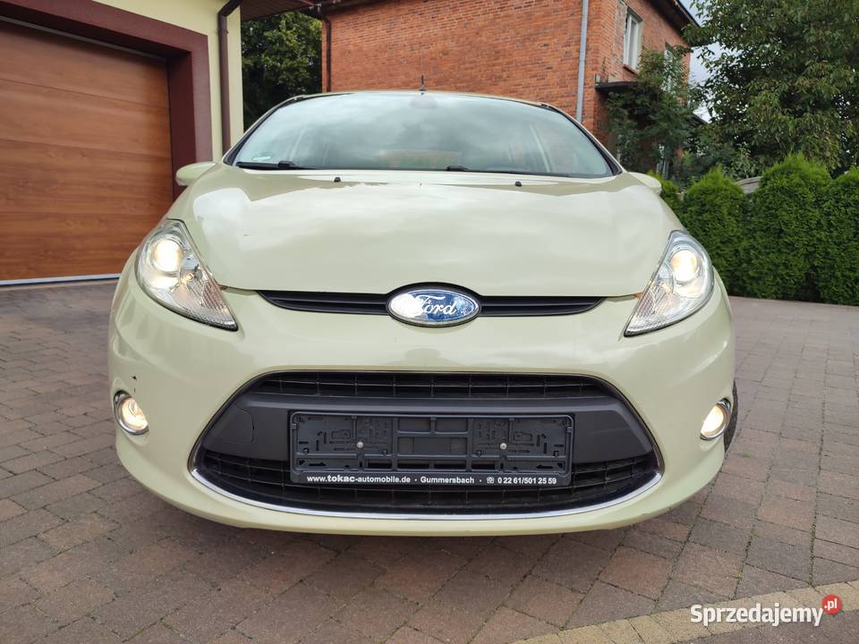 Ford Fiesta MK7 125 Benzyna Ghia Titanum Jasne