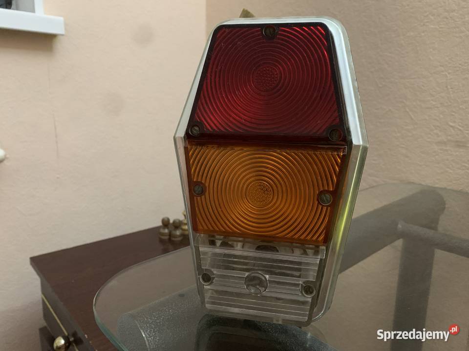 Lampa tył Gaz 24 Volga osobowe