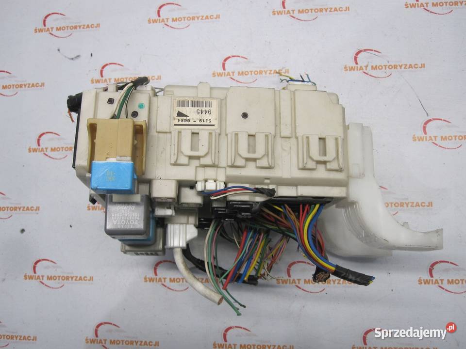 TOYOTA PRIUS XW20 06r skrzynka bezpieczników Kielce