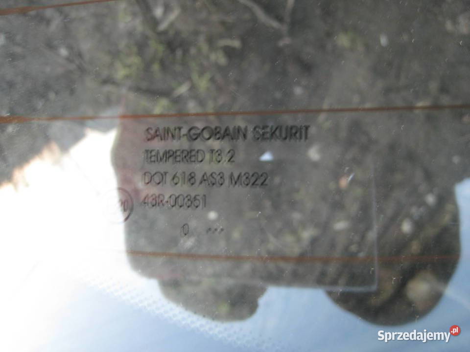 Szyba tylna tył klapy bagażnika Hyundai IX20