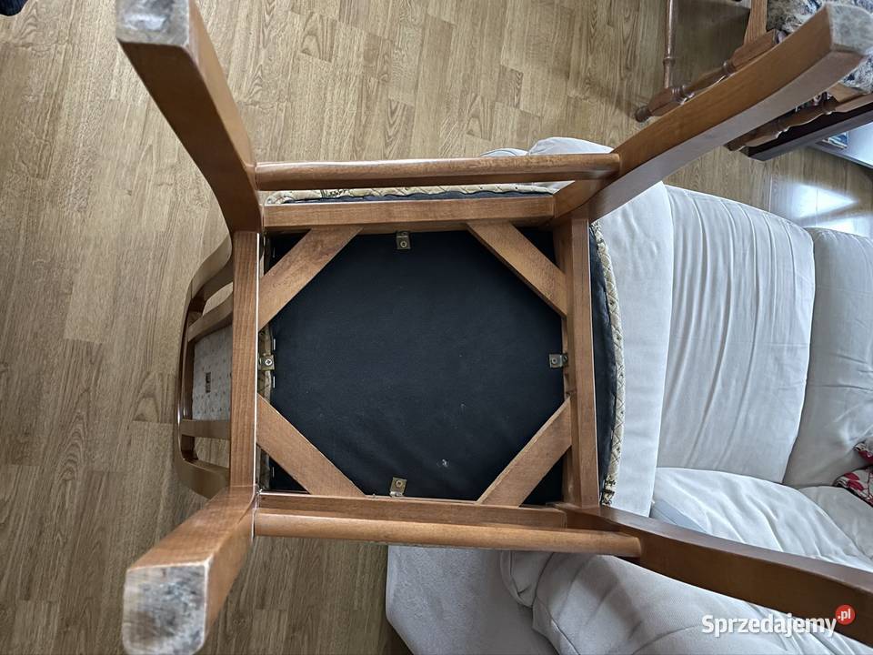 Krzesła sprzedam