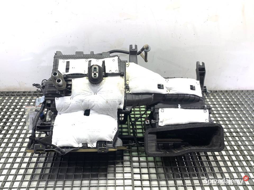 NAGRZEWNICA KOMBAJN KIA SPORTAGE IV SUV KOMBAJN osobowe