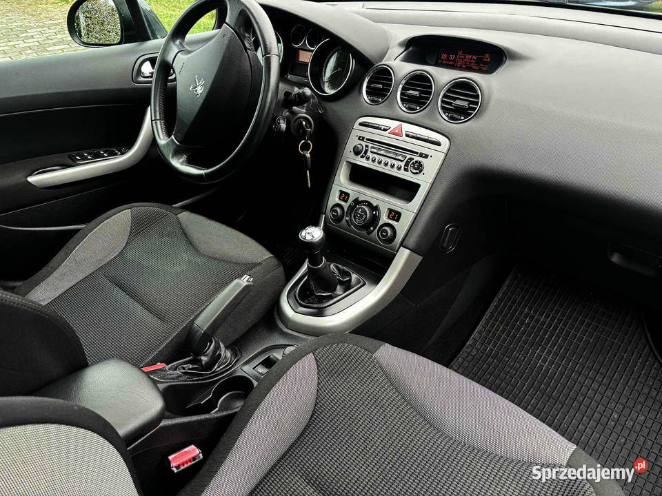 Samochód Peugeot 308 SW Czarnków