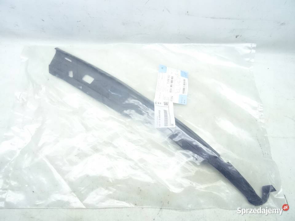 63119498412 BMW 740i XDRIVE USZCZELKA REFLEKTORA osobowe Przemęt