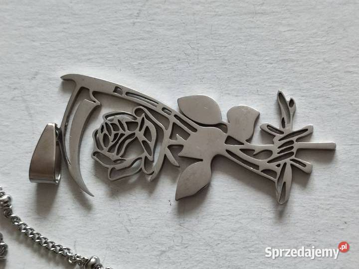 Nowy piękny naszyjnik G