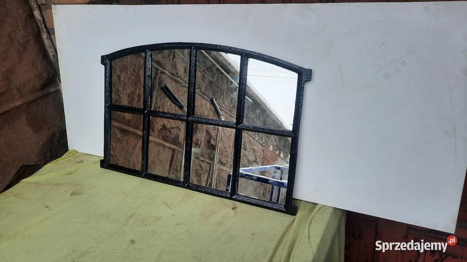 stare okno żeliwne z lustrami
