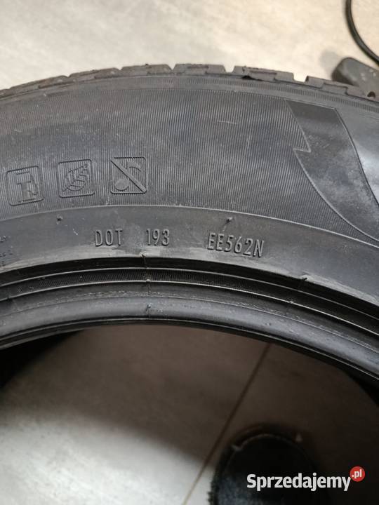 Opony zimowe Pirelli Scorpion Winter 215 65 Xl 17cale małopolskie sprzedam