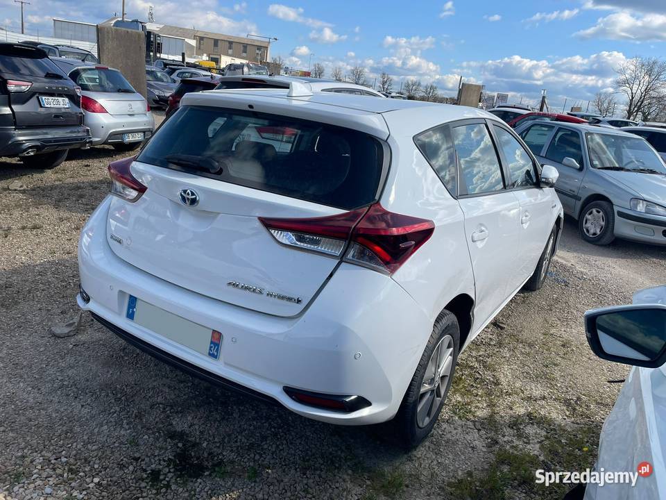 TOYOTA Auris II 18i 136h Tendance DV275 dolnośląskie Wrocław