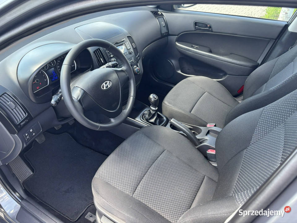 Hyundai i30 zadbane autoSprawna kurtyny powietrzne Przyszowice