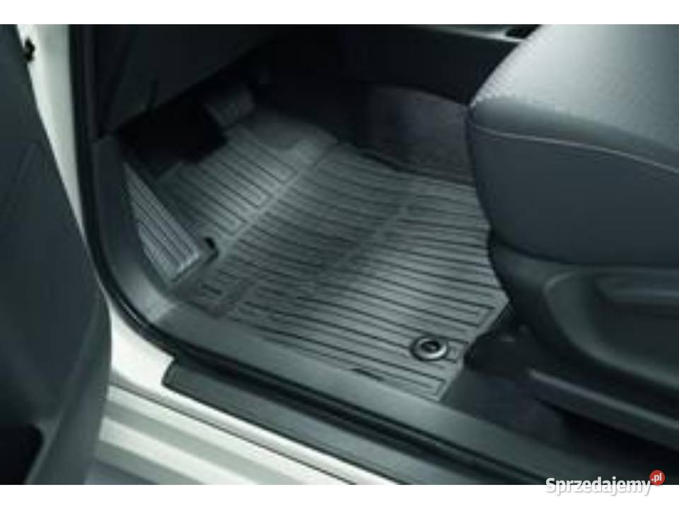 TOYOTA Verso Dywaniki gumowe komplet Kąty Wrocławskie