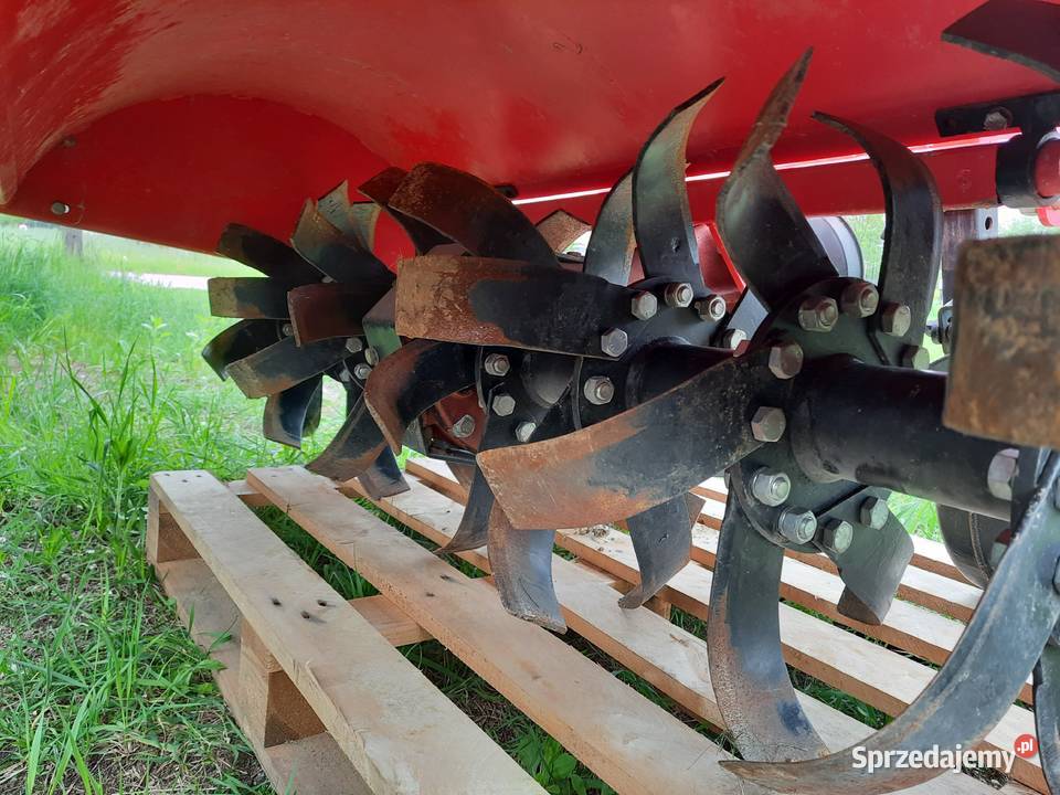 Glebogryzarka Akpil 2018 160 Bucze